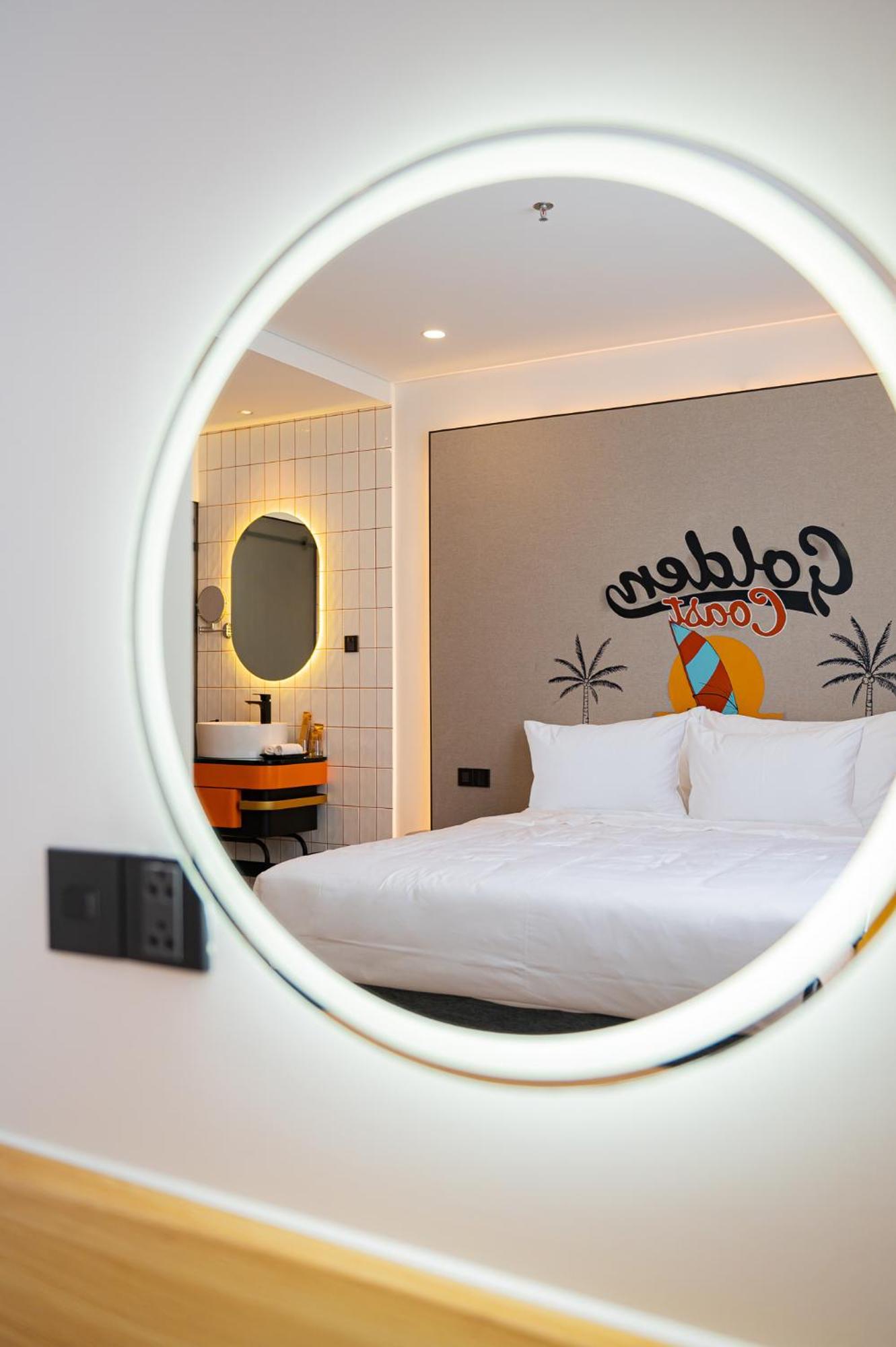 Pama Boutique Hotel & Bistro ダナン市 エクステリア 写真